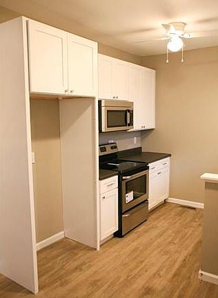 3rd image of 4309 Maryland Ave APT 4B