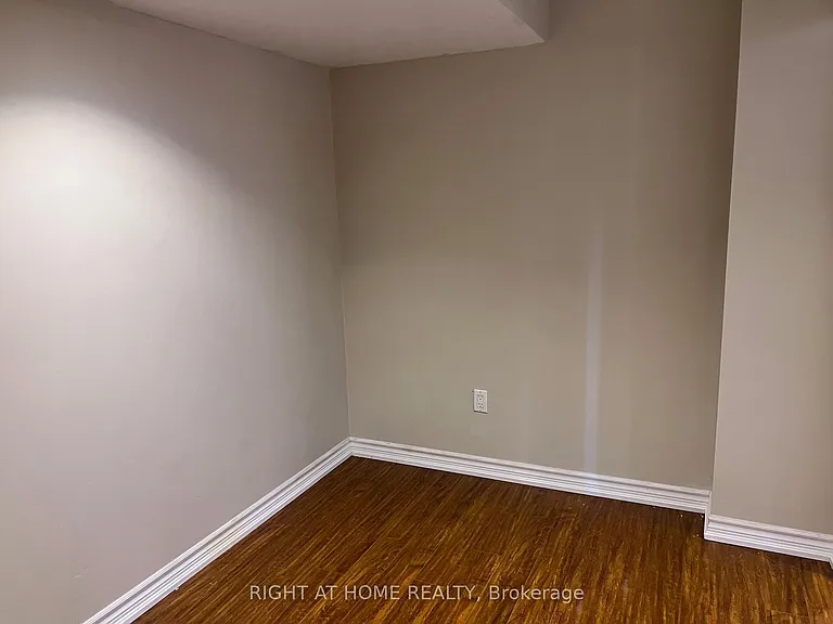 3914 Stardust Dr — Photo 11
