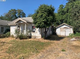 132 S 15th St, Springfield, OR 97477