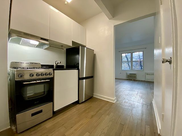 1st image of 343 W 21st St APT 3C