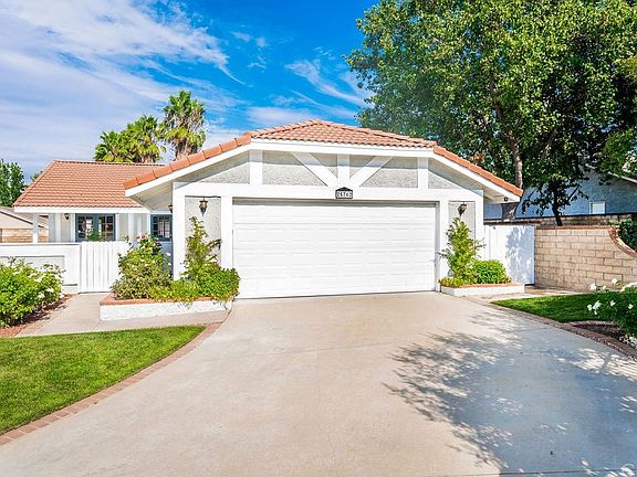 3rd image of 25762 Calle Ct