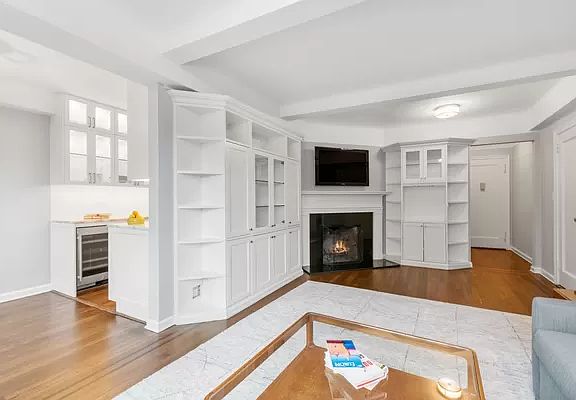 2nd image of 51 5th Ave APT 15E