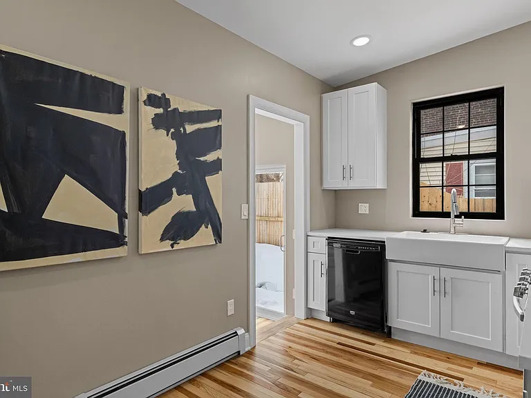 4717 Almond St #19 — Photo 15