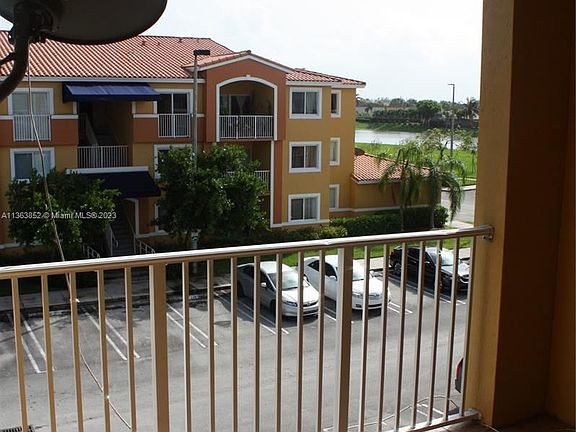 2nd image of 20930 SW 87th Ave APT 307