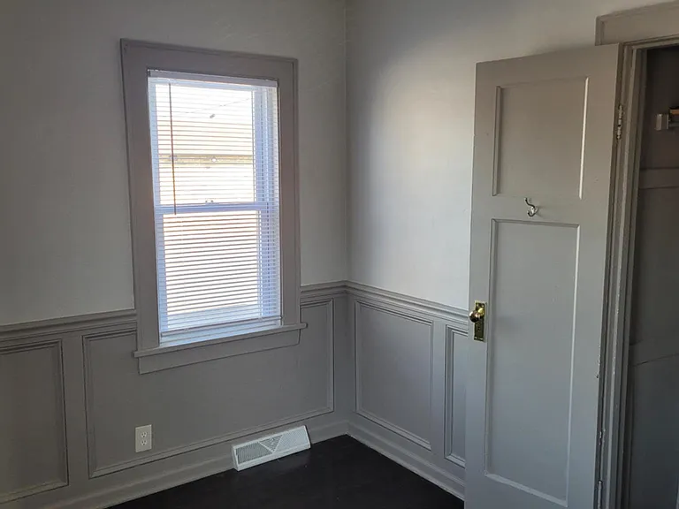 2400 Lathrop Ave #W — Photo 7