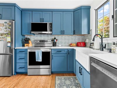 735 Willett Ave UNIT 806, Riverside, RI, 02915