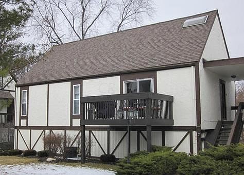 1st image of 1591 Arlington Ave #1591
