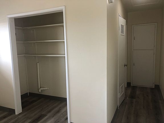 2nd image of 5313 Meade Ave #5319