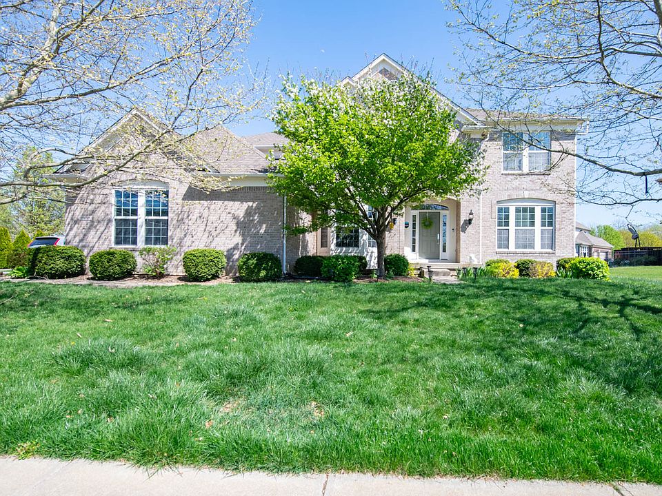 1st image of 13687 Monique Dr