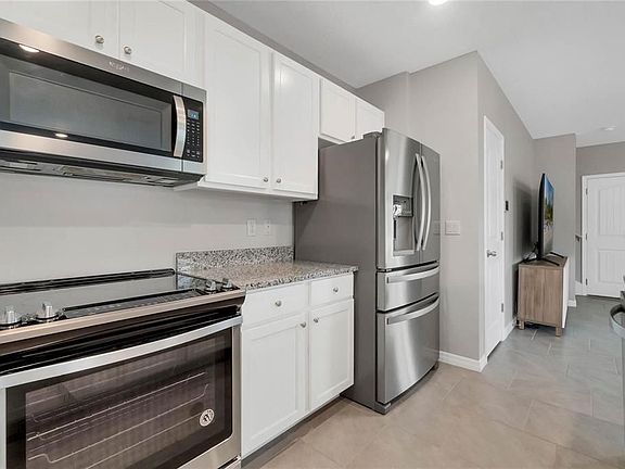 5th image of 11062 Great Rock St
