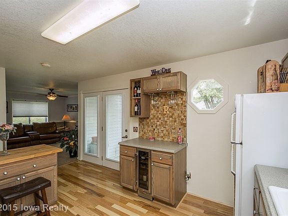 4th image of 2043 2nd St