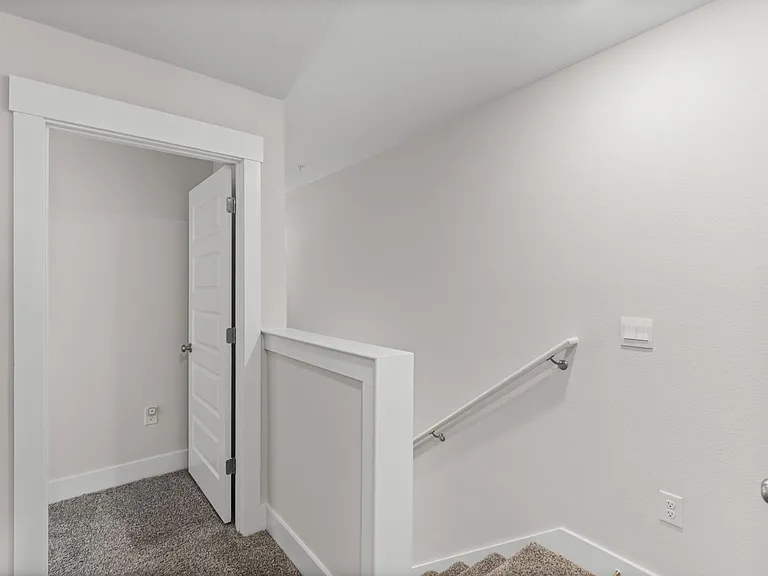 9497 Nature Creek Cir — Photo 17