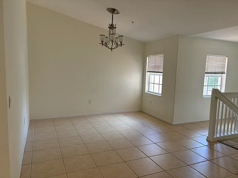 1400 Tiffany Ln #2404 — Photo 7