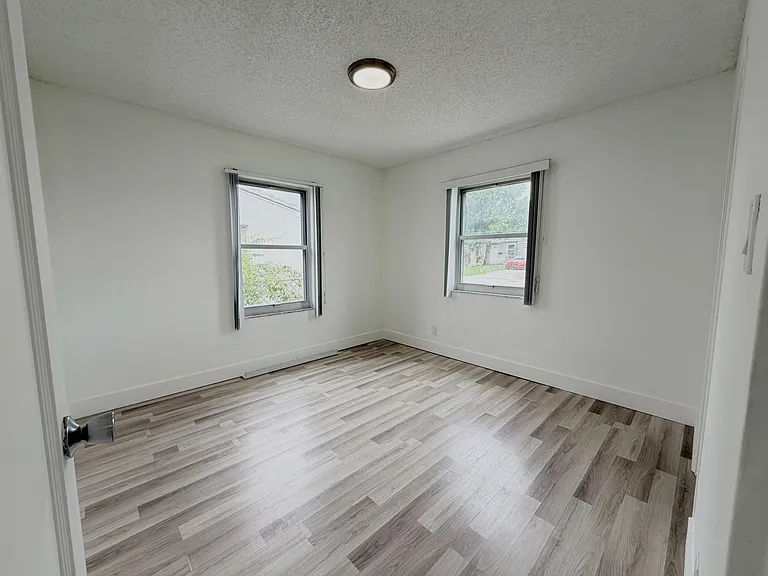 831 El Prado — Photo 21