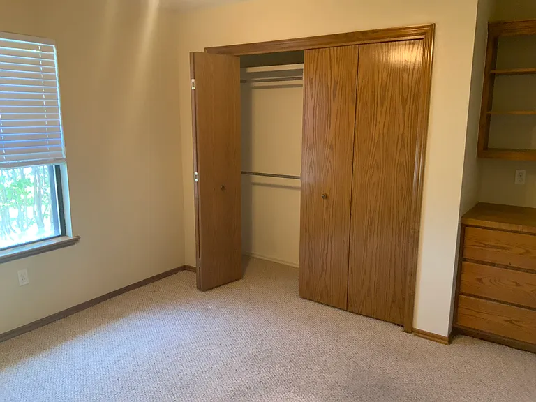 5227 N Husband St — Photo 3