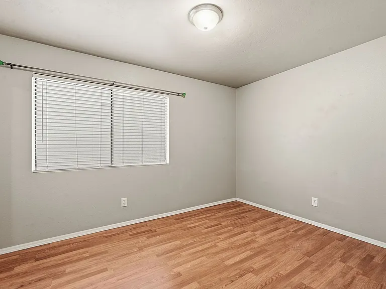 213 W Virginia St — Photo 13