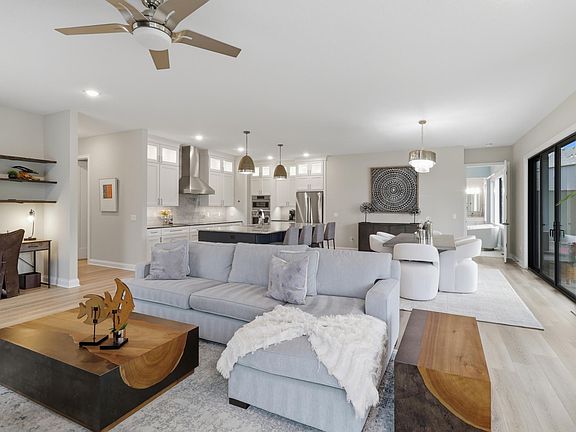 2nd image of 4829 Linden Cove Ln