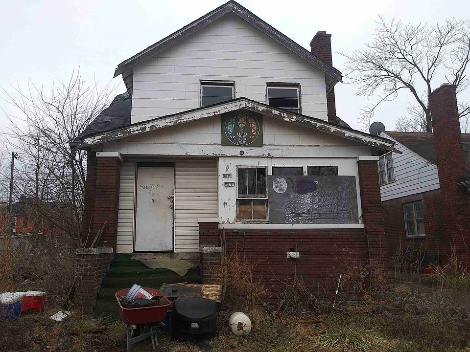 189 W Robinwood