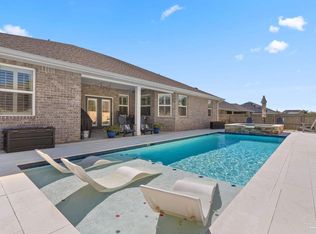 3570 Pelican Bay Cir, Gulf Breeze, FL 32563