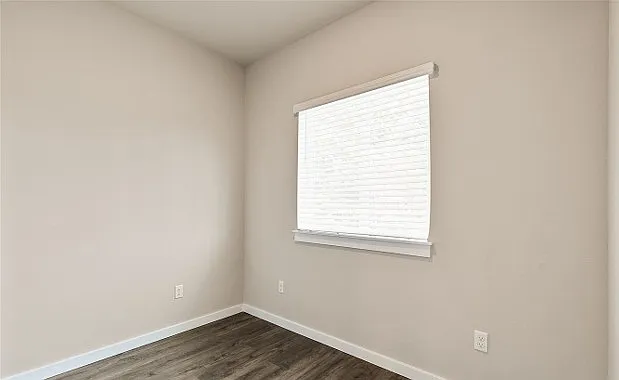 409 207th St SE — Photo 16