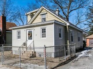 34 Ina St, Springfield, MA 01109