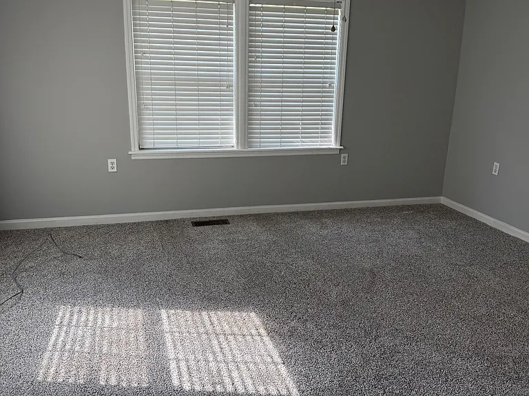 9450 Highway 90 — Photo 11