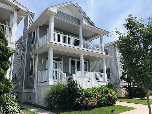 1st image of 3423 Asbury Ave