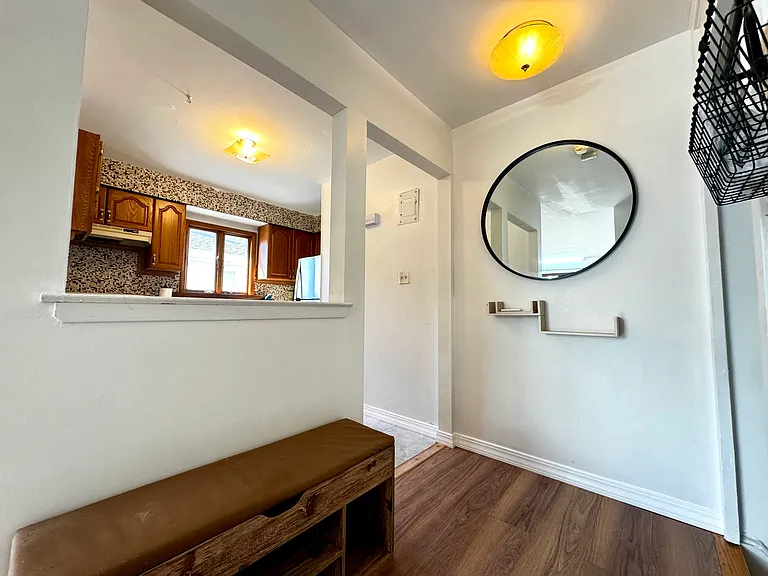 335 Jefferson Ave #2F — Photo 4