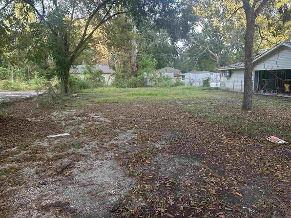 5248 Hammond St, Baton Rouge, LA 70805