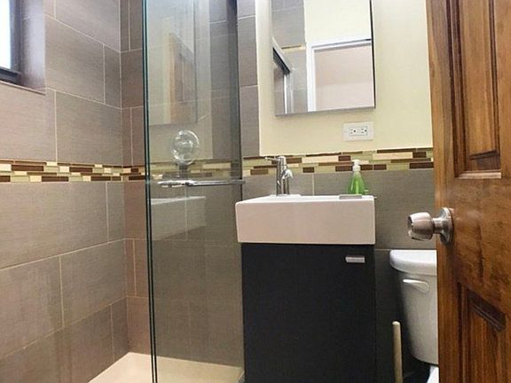 4th image of 105 W 138th St APT 2D