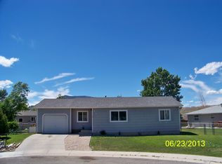 901 Glade Ct, Cody, WY 82414