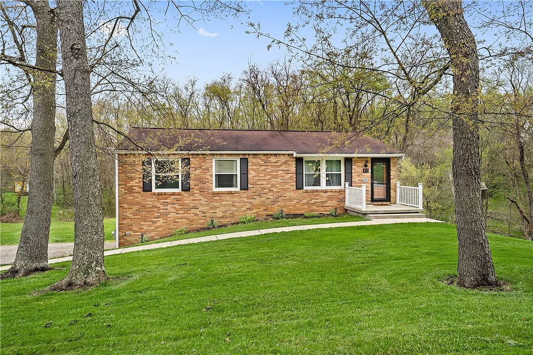 317 Cecil Henderson Rd photo 1