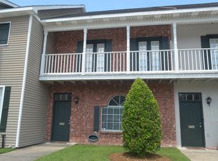 5250 Arlington Ln, Baton Rouge, LA 70820