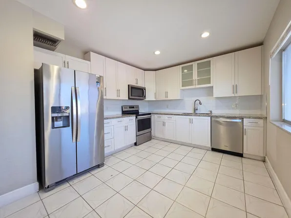 6289 Lear Drive #203, Lake Worth, FL 33462