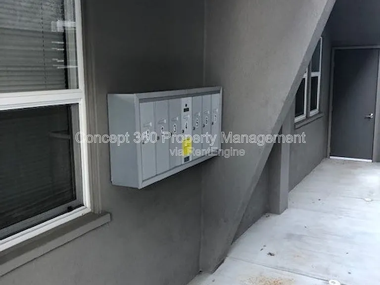 4154 North Business St #5 — Photo 19
