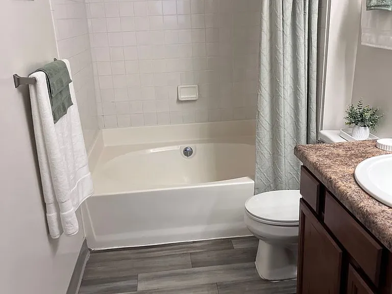 Brandychase Apartments — Photo 5