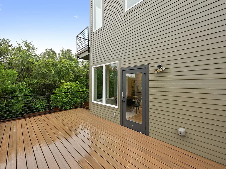 2309 Montopolis Dr #7 — Photo 13
