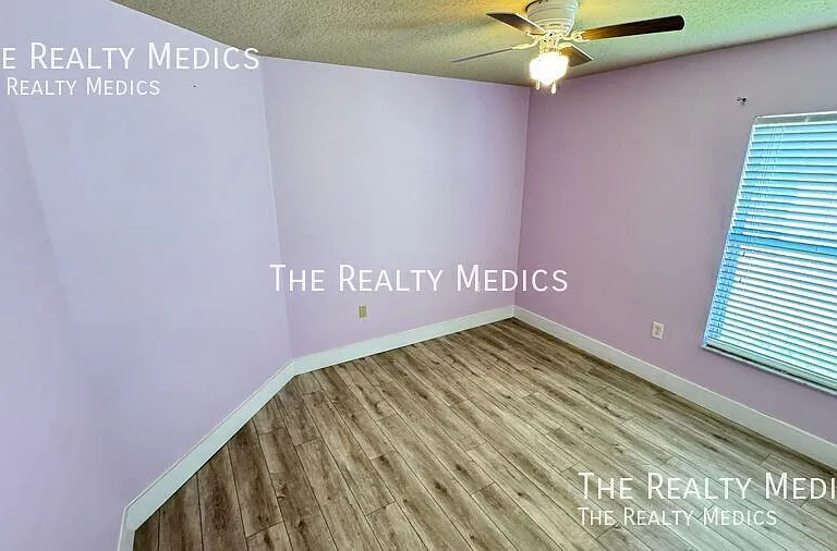 1040 Elderberry Dr — Photo 33