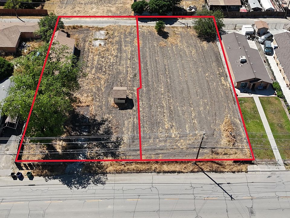 1st image of 636 Pickerell Avenue