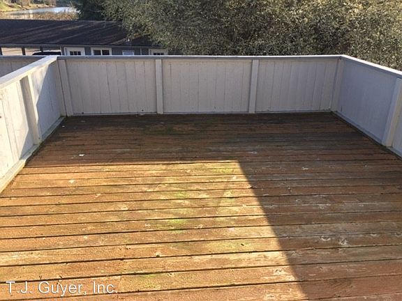 2nd image of 1510 Lewis St APT 12