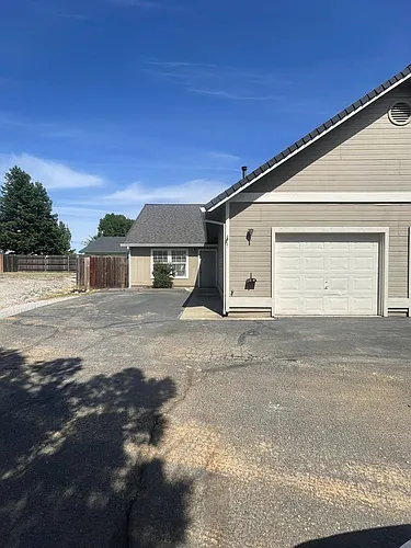 802 Cally Ct Photo 1