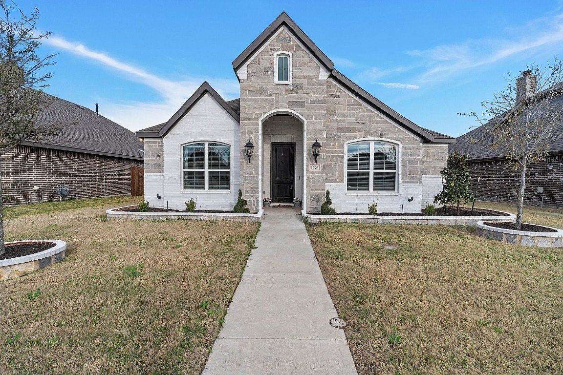 1676 Vista Way, Waxahachie, TX 75165 MLS 20547420 Zillow