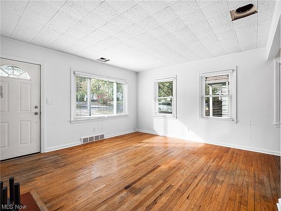 2nd image of 14571 Dean Ct