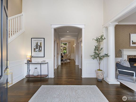 4th image of 23115 SE 44th Street