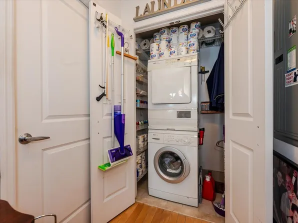 600 Clarence Avenue image 18 of 37