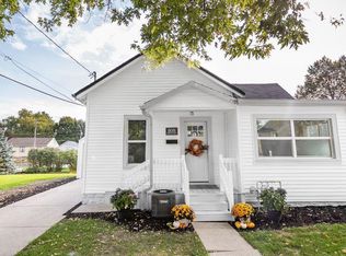 808 Caroline St, Janesville, WI