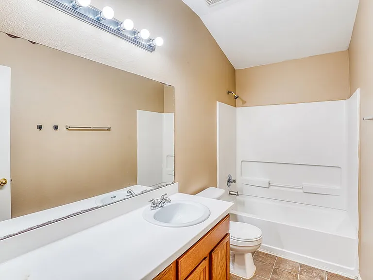 8223 Wainwright Way — Photo 16
