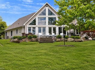2252 Heston Dr, Lake Milton, OH 44429