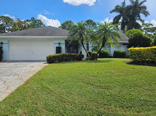 2888 SE Pace Dr, Port Saint Lucie, FL 34984