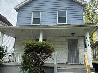 826 Whitcomb Rd, Cleveland, OH 44110